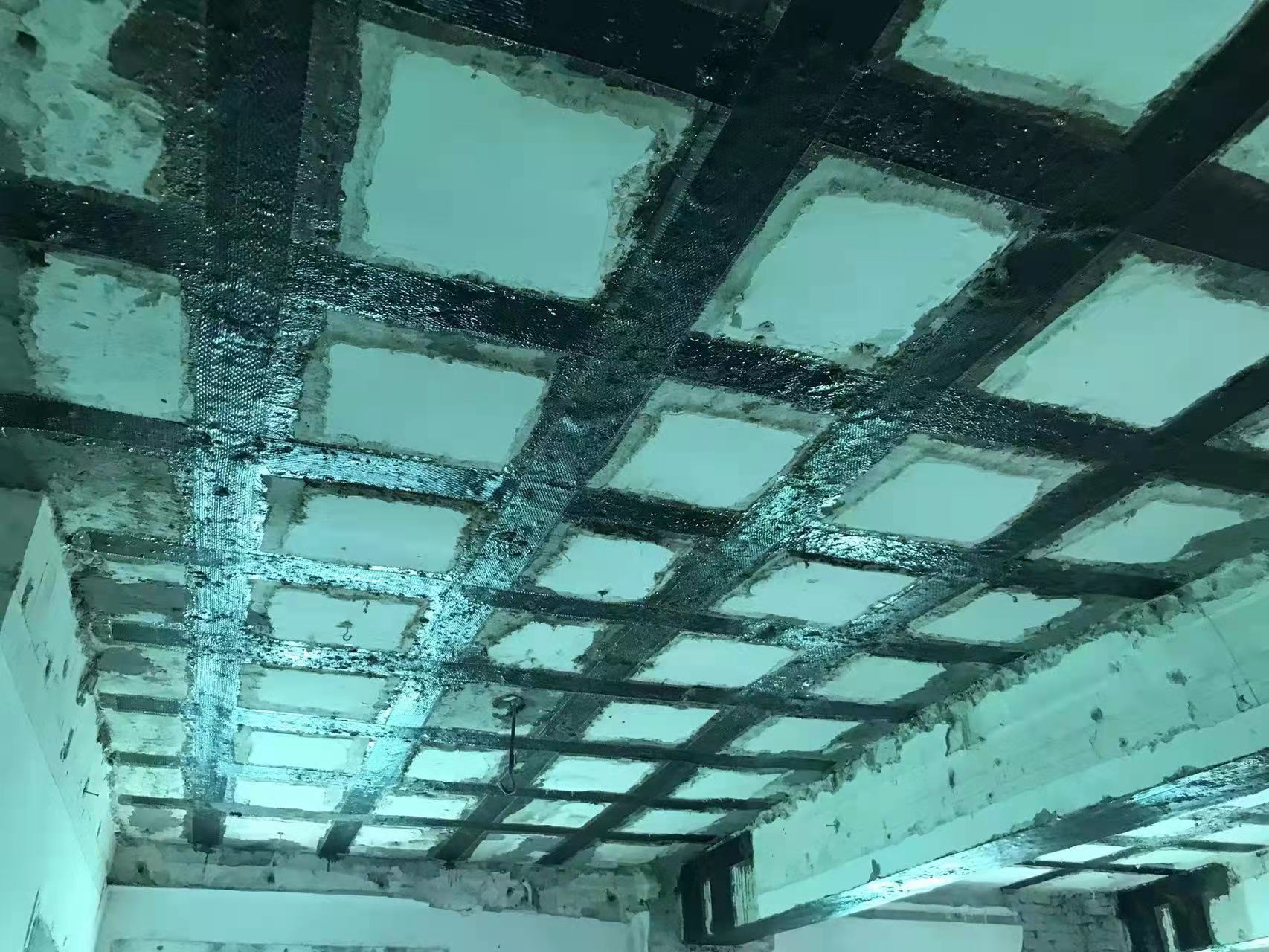 随县粘碳纤维布施工工艺